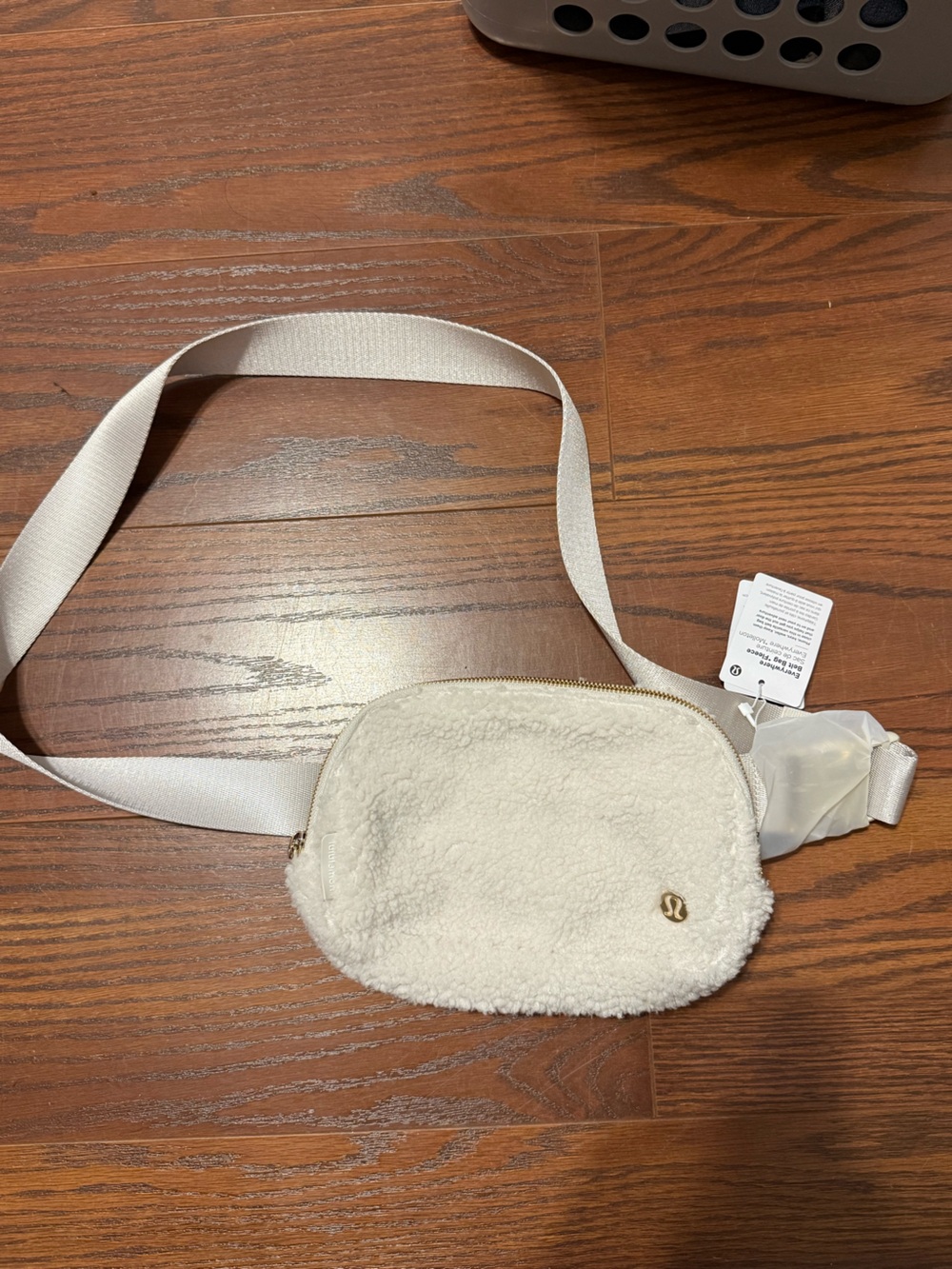 lululemon athletica Cream Sherpa Everywhere Belt Bag with Gold Accents - Picture 2 of 4